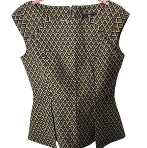 Cue Austrialian brand dress top